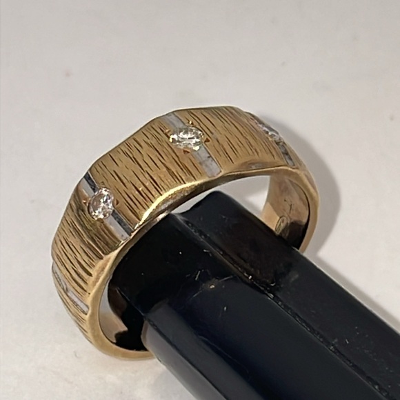 Solid Stamped 14K Yellow Gold Natural Diamond Vintage Textured Modern Band Ring - Picture 17 of 17